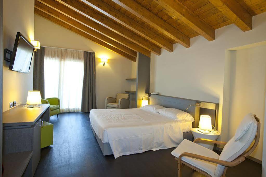 Harmony Suite Hotel Селвино Екстериор снимка